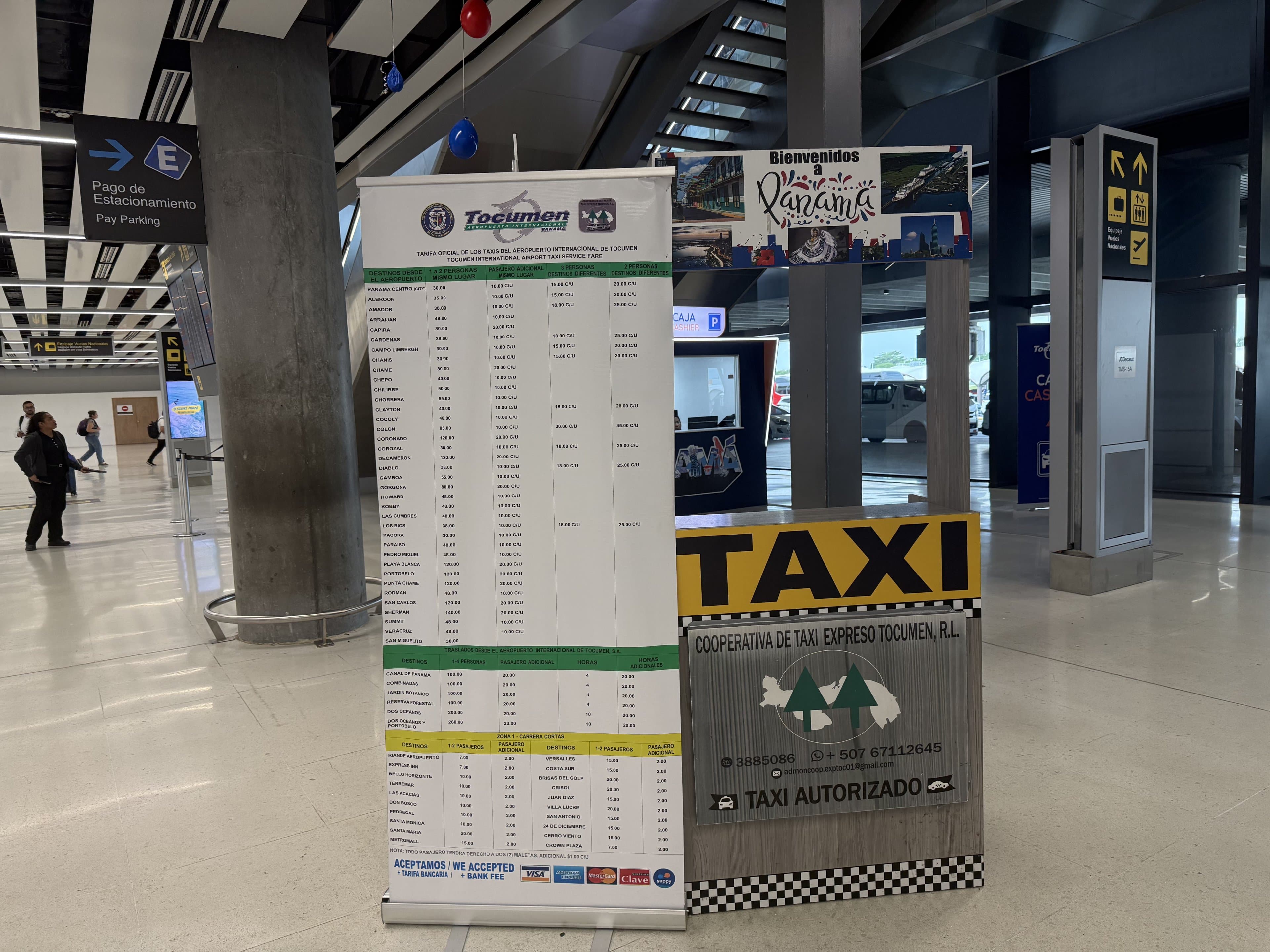 Stand de taxis Terminal 2